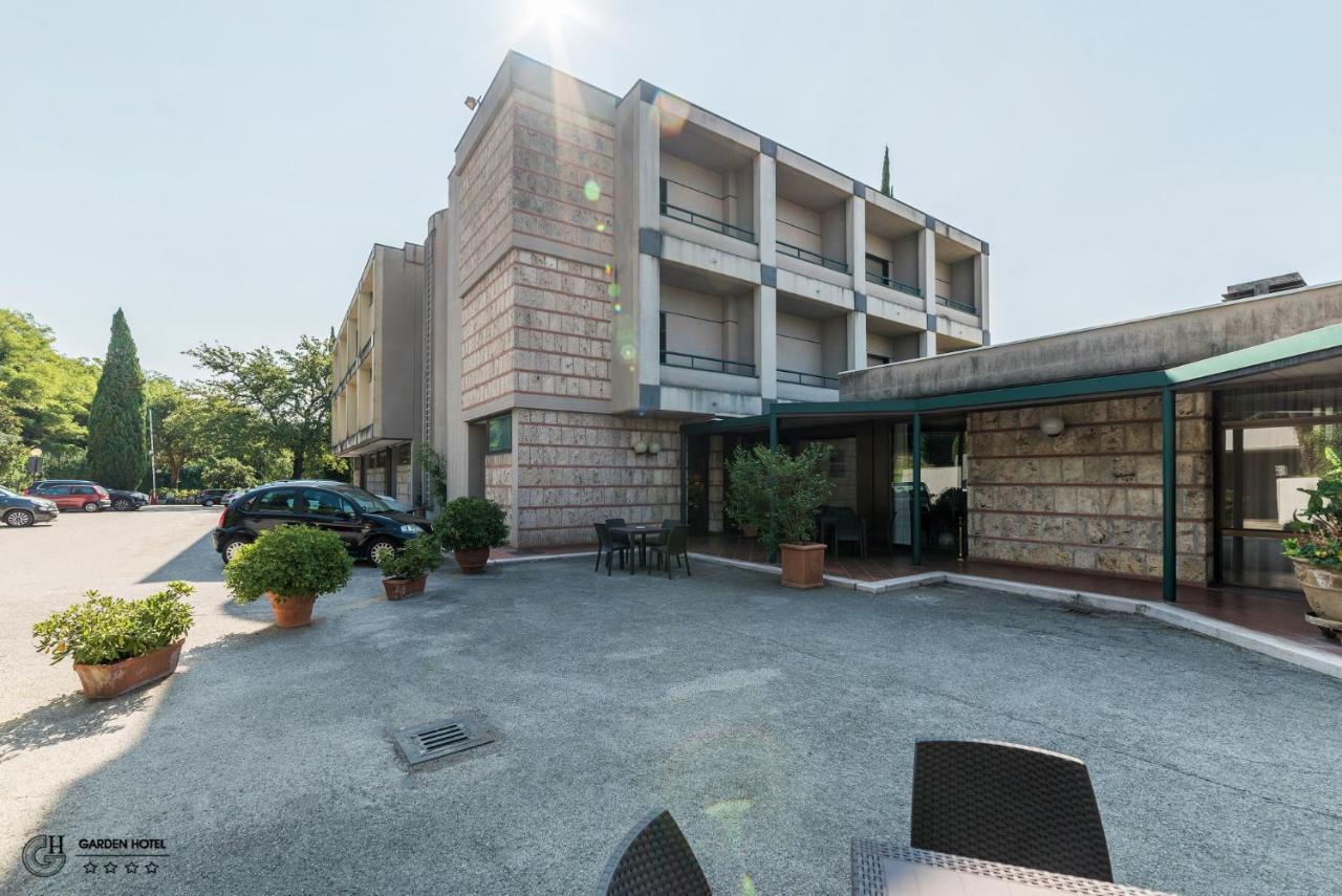 Hotel Garden Терни Экстерьер фото